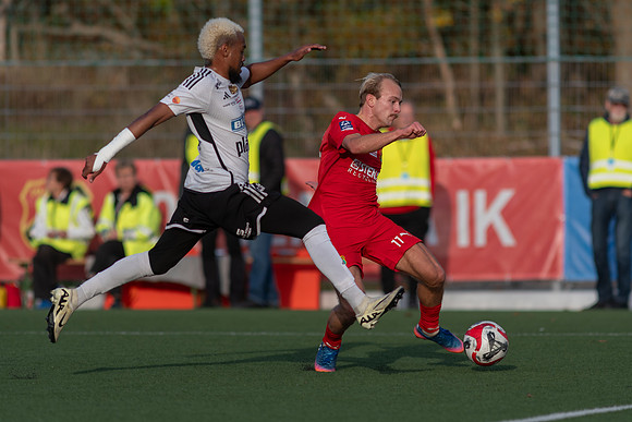 Match i Ettan Södra Mellan Torslanda IK och Oskarshamns AIK