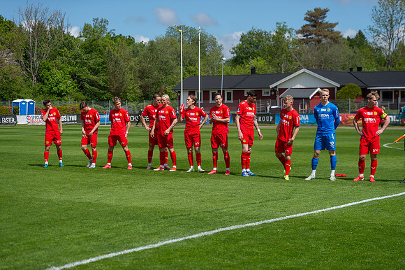 Match i Ettan Södra Mellan Torslanda IK och Ariana FC