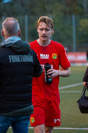 Match i Ettan Södra Mellan Torslanda IK och Oskarshamns AIK