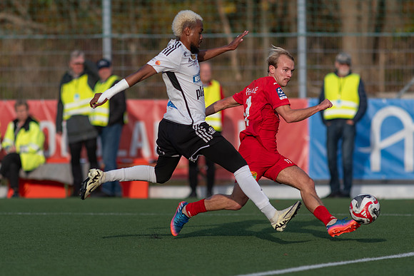 Match i Ettan Södra Mellan Torslanda IK och Oskarshamns AIK