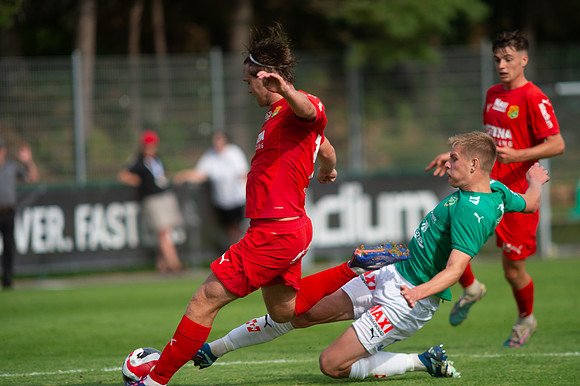 Match i Ettan Södra Mellan Torslanda IK och Jönköpings Södra IF