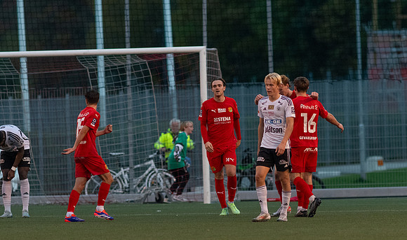 Match i Ettan Södra Mellan Torslanda IK och Oskarshamns AIK