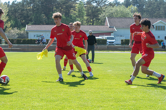 Match i Ettan Södra Mellan Torslanda IK och Arianda FC