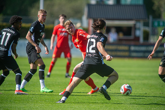 Match i Ettan Södra Mellan Torslanda IK och Arianda FC