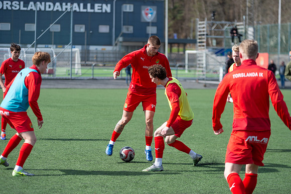 Match i Ettan Södra Mellan Torslanda IK och Jönköpings Södra IF