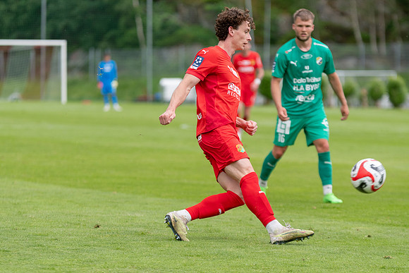 Match i Ettan Södra Mellan Torslanda IK och Ljungskile SK