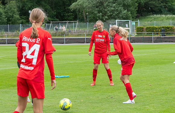 Match i Div 3 Damer Mellan Torslanda IK och Utbynäs SK