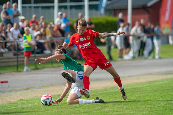 Match i Ettan Södra Mellan Torslanda IK och Jönköpings Södra IF