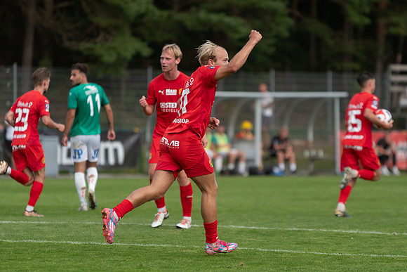 Match i Ettan Södra Mellan Torslanda IK och Jönköpings Södra IF