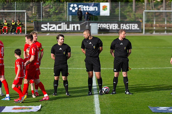 Match i Ettan Södra Mellan Torslanda IK och FC Trollhättan