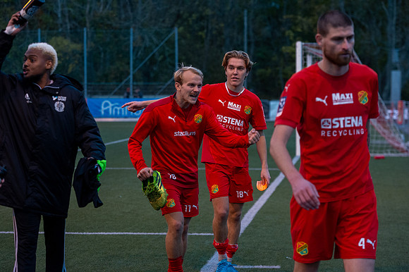 Match i Ettan Södra Mellan Torslanda IK och Oskarshamns AIK