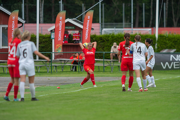 Match i Div 3 Damer Mellan Torslanda IK och Qviding FIF