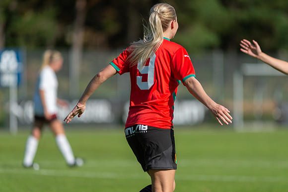 Match i Div 3 Damer Mellan Torslanda IK och Öckerö IF