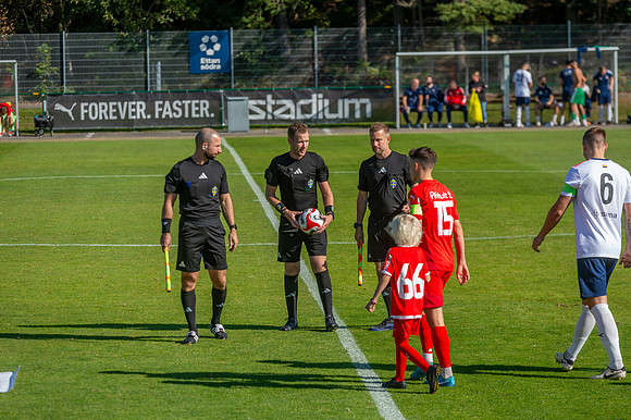 Match i Ettan Södra Mellan Torslanda IK och FC Rosengård