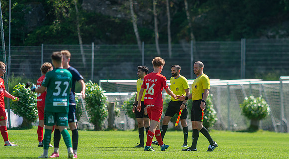 Match i Ettan Södra Mellan Torslanda IK och Tvååkers IF