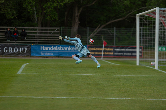 Match i Ettan Södra Mellan Torslanda IK och FC Trollhättan