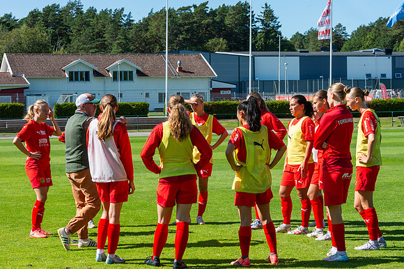 Match i Div 3 Damer Mellan Torslanda IK och Utbynäs SK