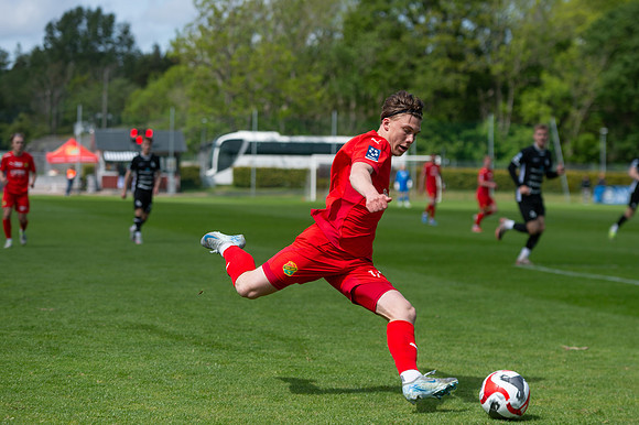 Match i Ettan Södra Mellan Torslanda IK och Ariana FC