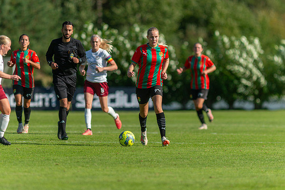 Match i Div 3 Damer Mellan Torslanda IK och Öckerö IF
