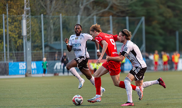 Match i Ettan Södra Mellan Torslanda IK och Oskarshamns AIK