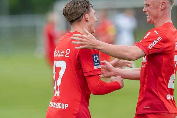 Match i Ettan Södra Mellan Torslanda IK och FC Trollhättan