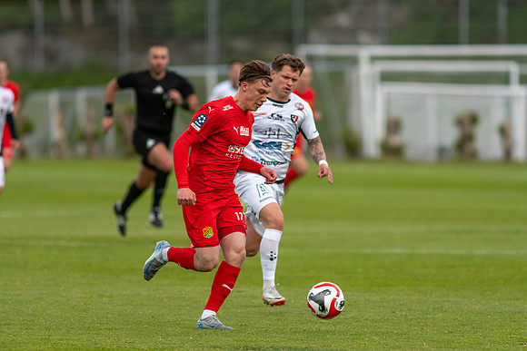 Match i Ettan Södra Mellan Torslanda IK och FC Trollhättan