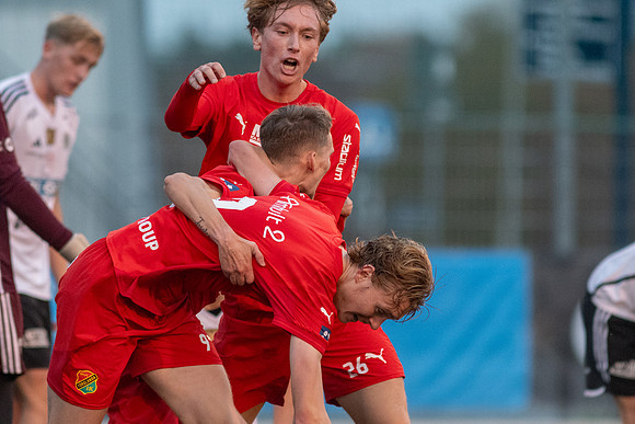 Match i Ettan Södra Mellan Torslanda IK och Oskarshamns AIK