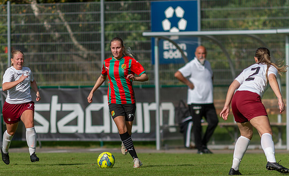 Match i Div 3 Damer Mellan Torslanda IK och Öckerö IF