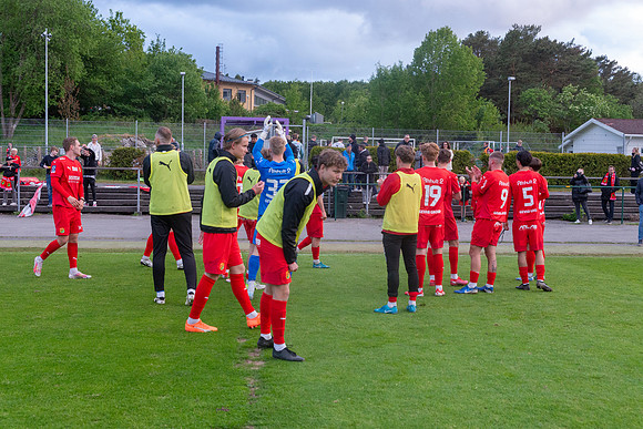 Match i Ettan Södra Mellan Torslanda IK och FC Trollhättan