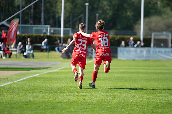 Match i Ettan Södra Mellan Torslanda IK och Arianda FC