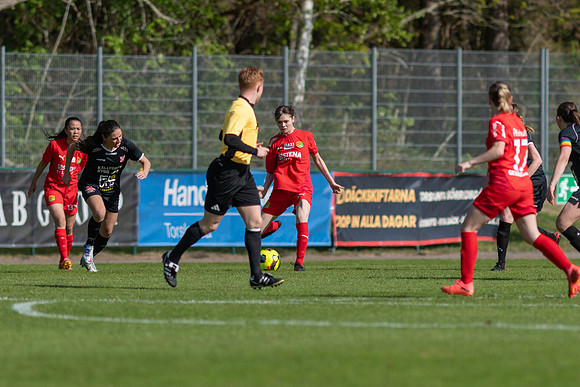Match i Div 3 Damer Mellan Torslanda IK och Landvetter IF 2003