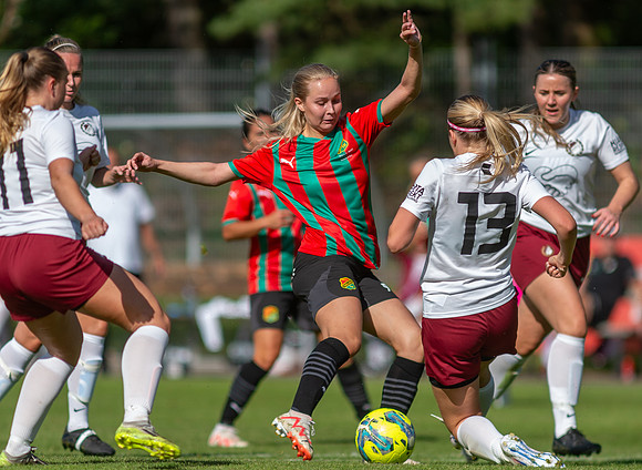 Match i Div 3 Damer Mellan Torslanda IK och Öckerö IF