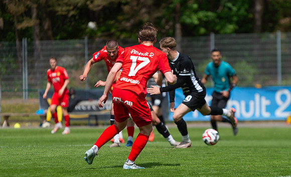 Match i Ettan Södra Mellan Torslanda IK och Ariana FC