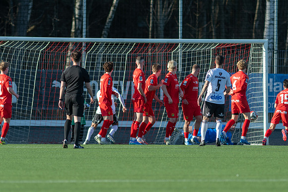 Match i Ettan Södra Mellan Torslanda IK och Oskarshamns AIK