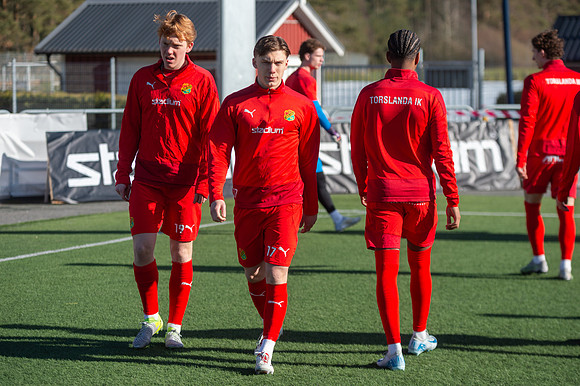Match i Ettan Södra Mellan Torslanda IK och Oskarshamns AIK