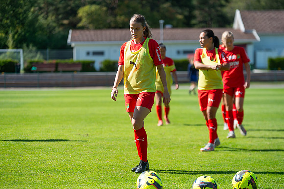 Match i Div 3 Damer Mellan Torslanda IK och Utbynäs SK