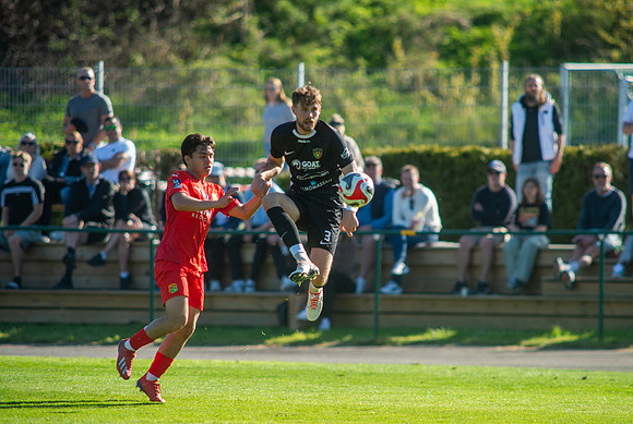 Match i Ettan Södra Mellan Torslanda IK och Arianda FC