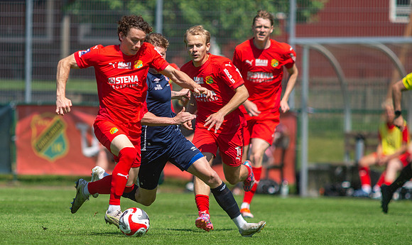 Match i Ettan Södra Mellan Torslanda IK och Tvååkers IF