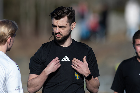 Match i Ettan Södra Mellan Torslanda IK och Oskarshamns AIK