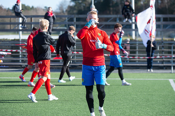 Match i Ettan Södra Mellan Torslanda IK och Oskarshamns AIK