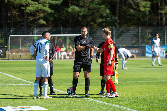 Match i Ettan Södra Mellan Torslanda IK och Skövde AIK