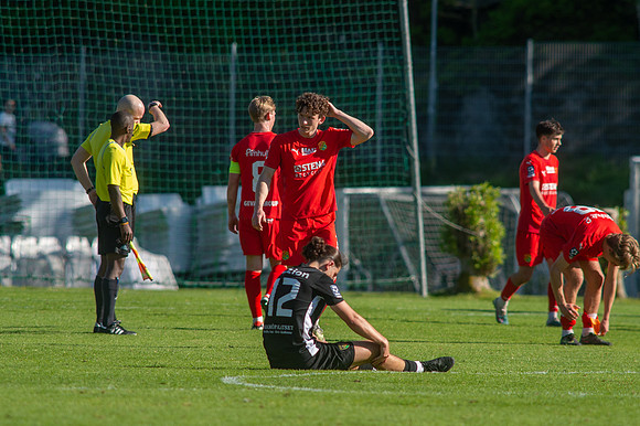 Match i Ettan Södra Mellan Torslanda IK och Arianda FC