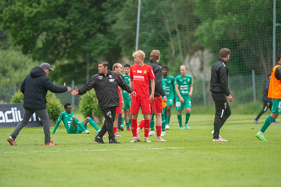 Match i Ettan Södra Mellan Torslanda IK och Ljungskile SK