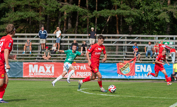 Match i Ettan Södra Mellan Torslanda IK och Jönköpings Södra IF