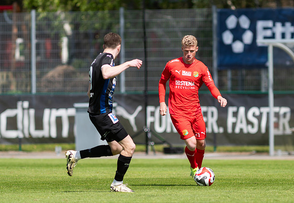 Match i Ettan Södra Mellan Torslanda IK och IFK Skövde FK