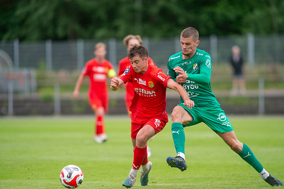 Match i Ettan Södra Mellan Torslanda IK och Ljungskile SK