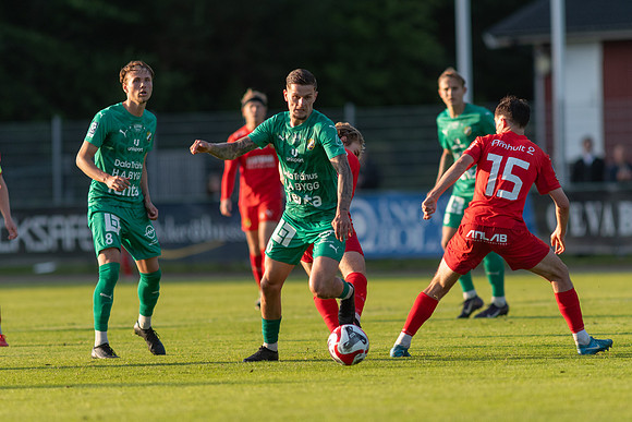 Match i Ettan Södra Mellan Torslanda IK och Ljungskile SK