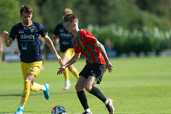 Match i Ettan Södra Mellan Torslanda IK och Torns IF