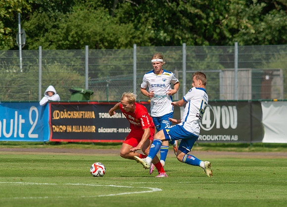 Match i Ettan Södra Mellan Torslanda IK och Onsala BK