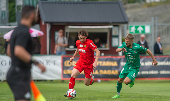 Match i Ettan Södra Mellan Torslanda IK och Ljungskile SK